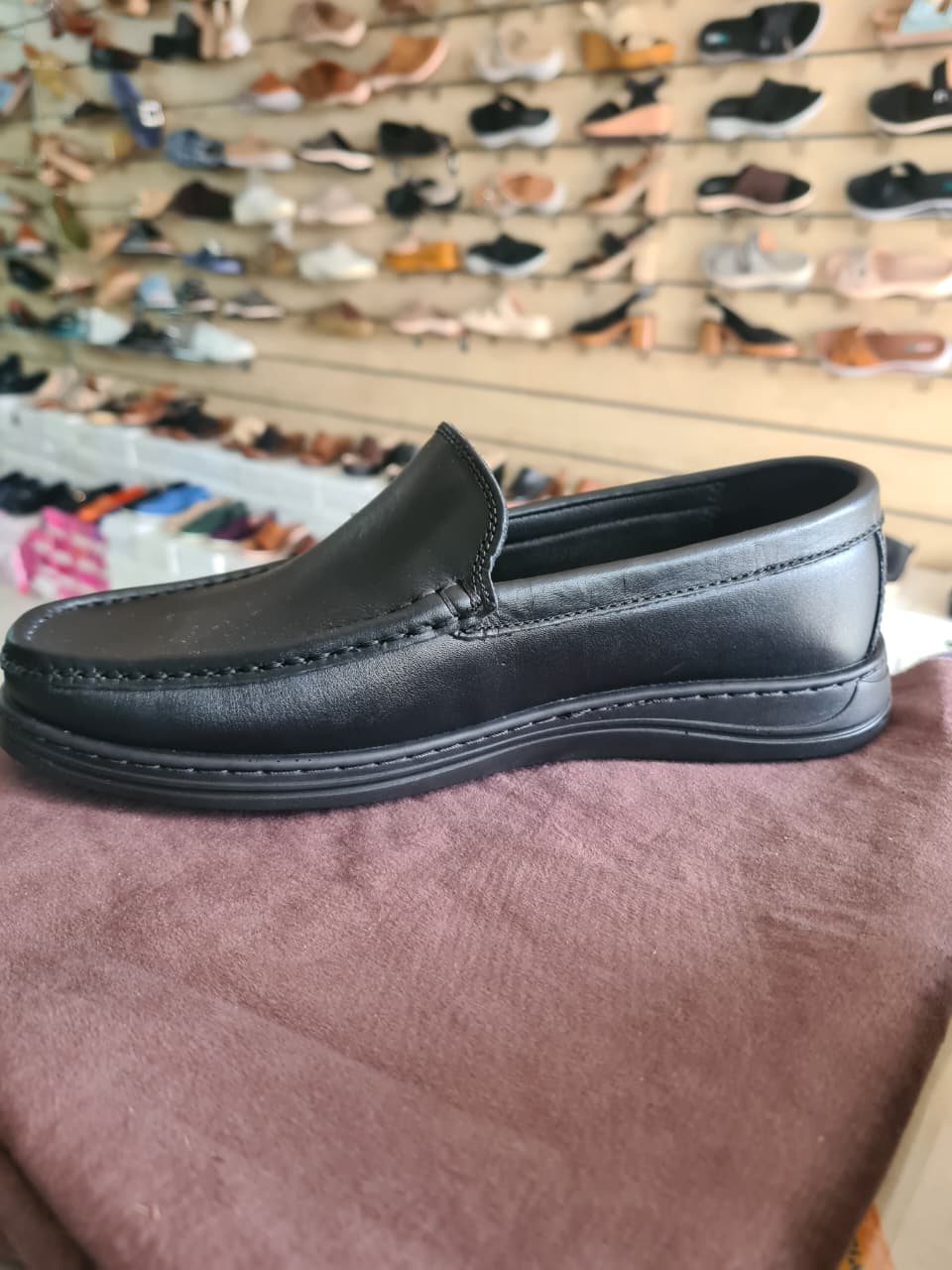 حذاء رجالي جلدي مريح بدون رباط بنمط موك تو