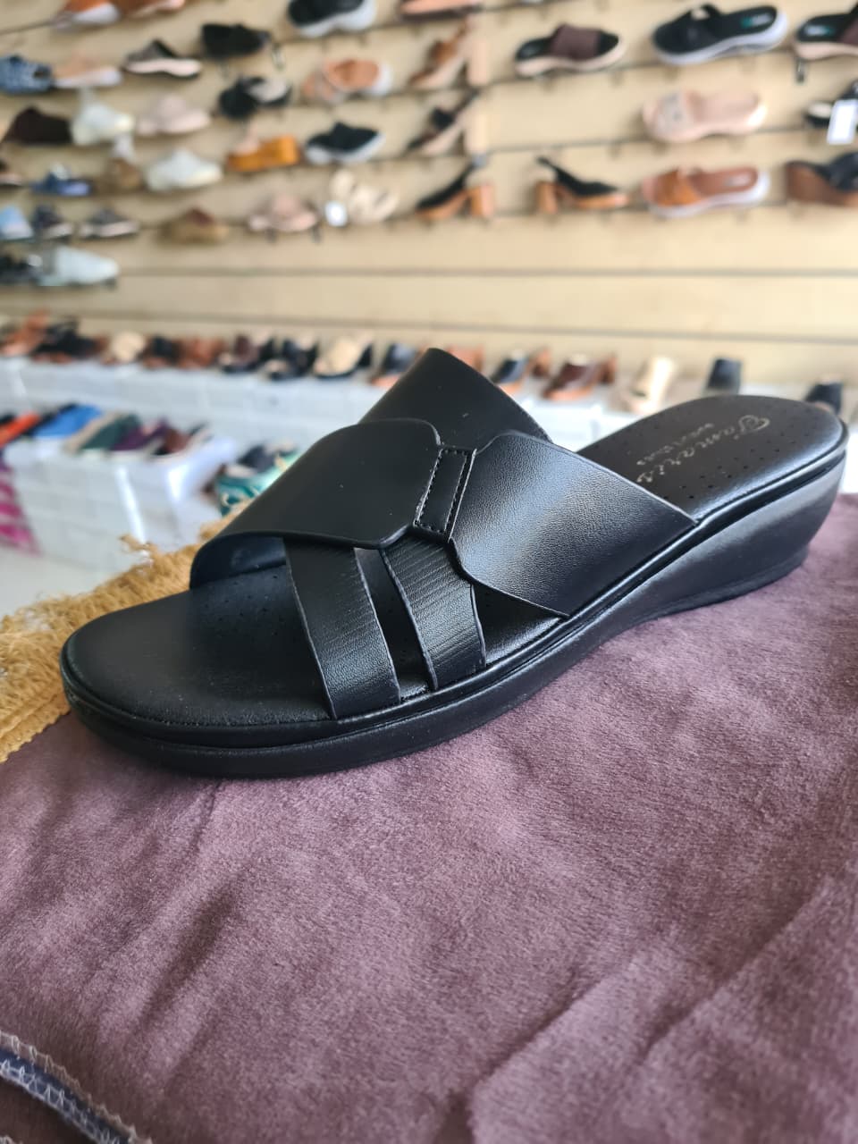 Women's Comfort Crossover Leather Slide Sandals