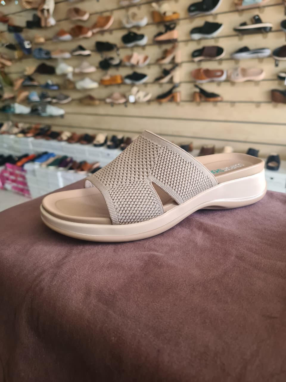 Women’s Black Comfort Platform Sandals